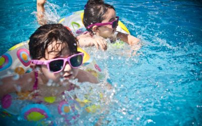 ¡Cuidado! Niños al agua!